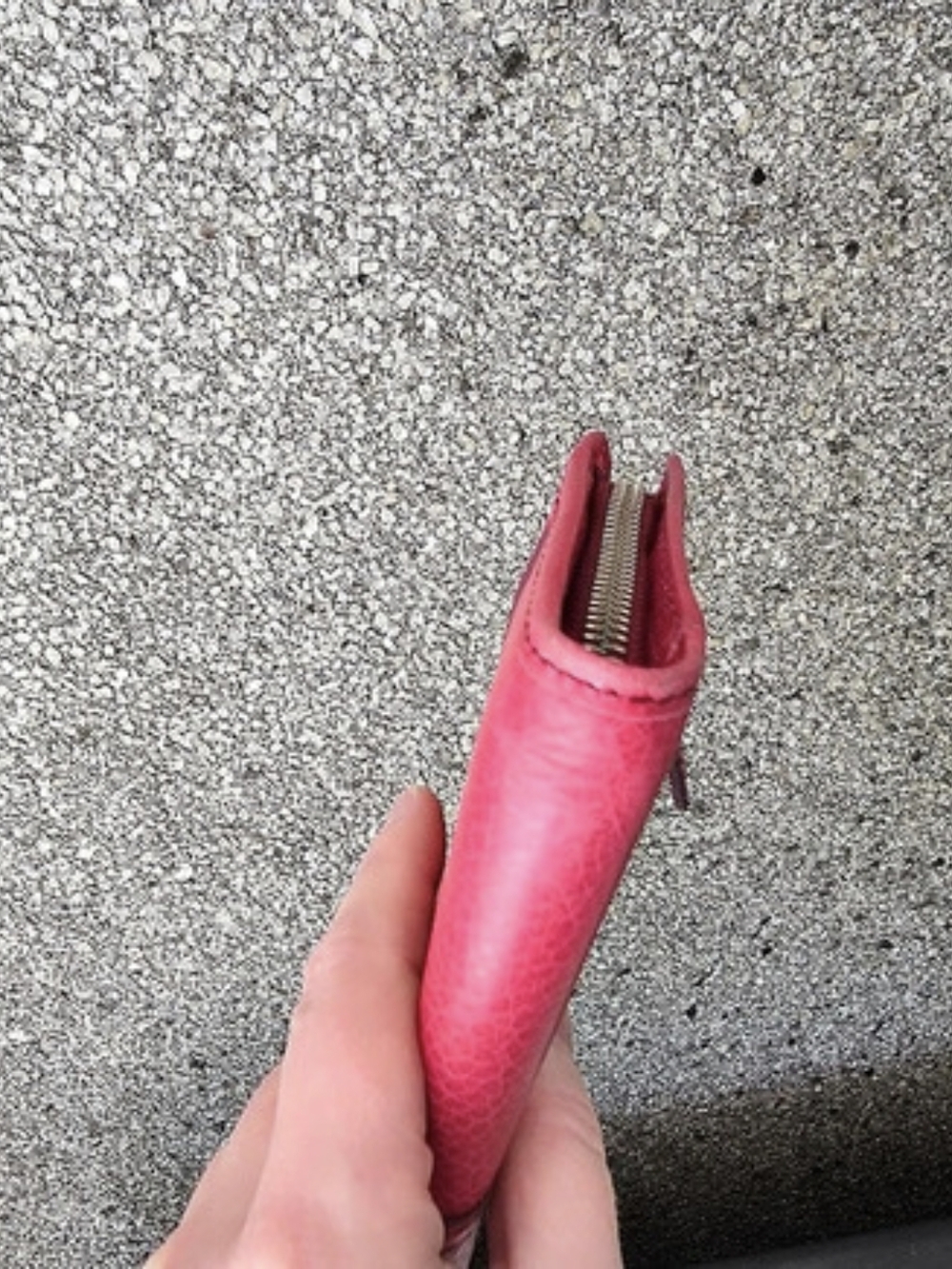 Fossil Pink Wallet - Picture 6 of 8